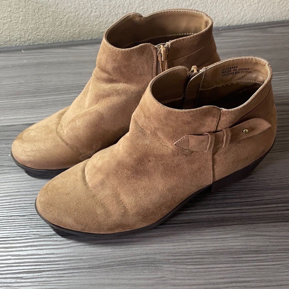 Women’s booties